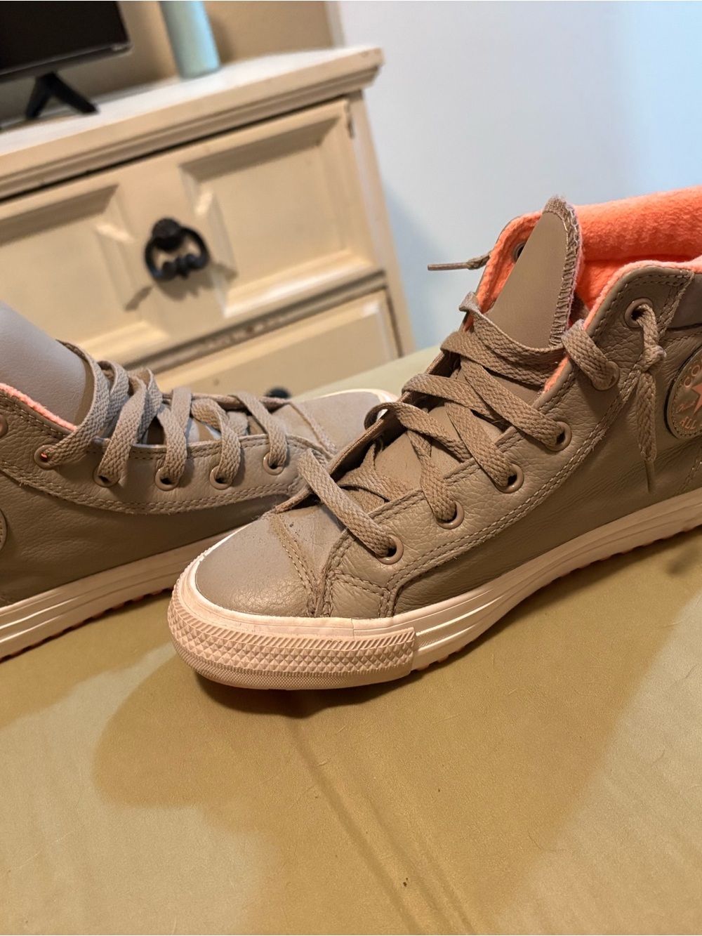 Converse Kids High-Top Sneakers Taupe with Coral Lining